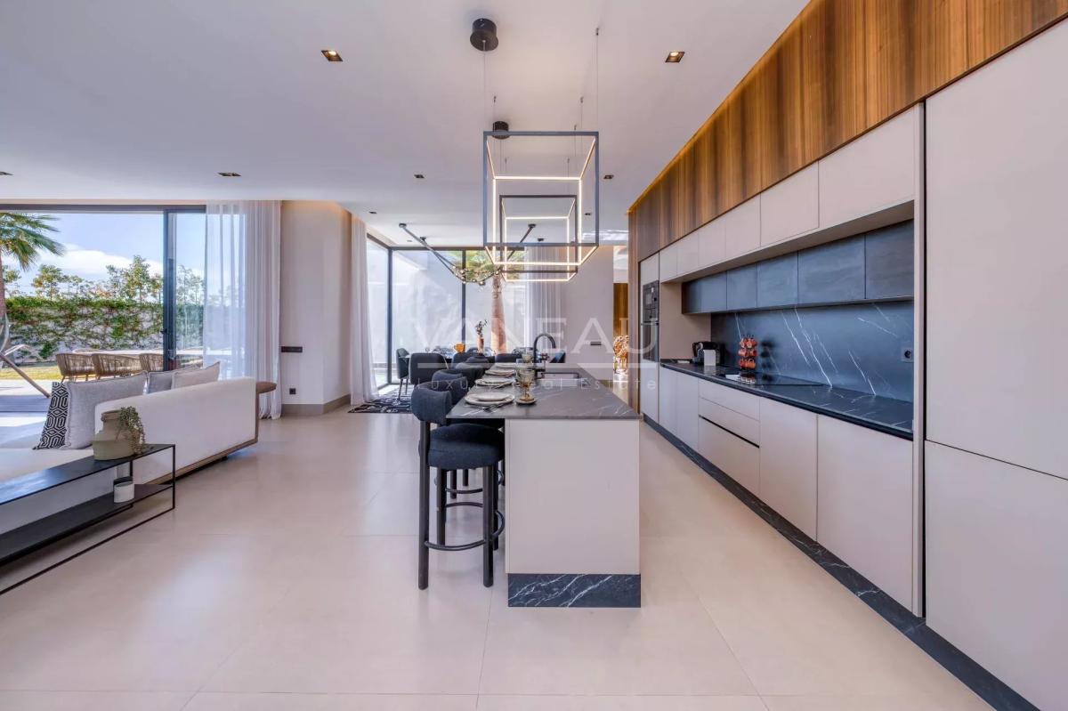 VILLA PLAIN-PIED 4 SUITES