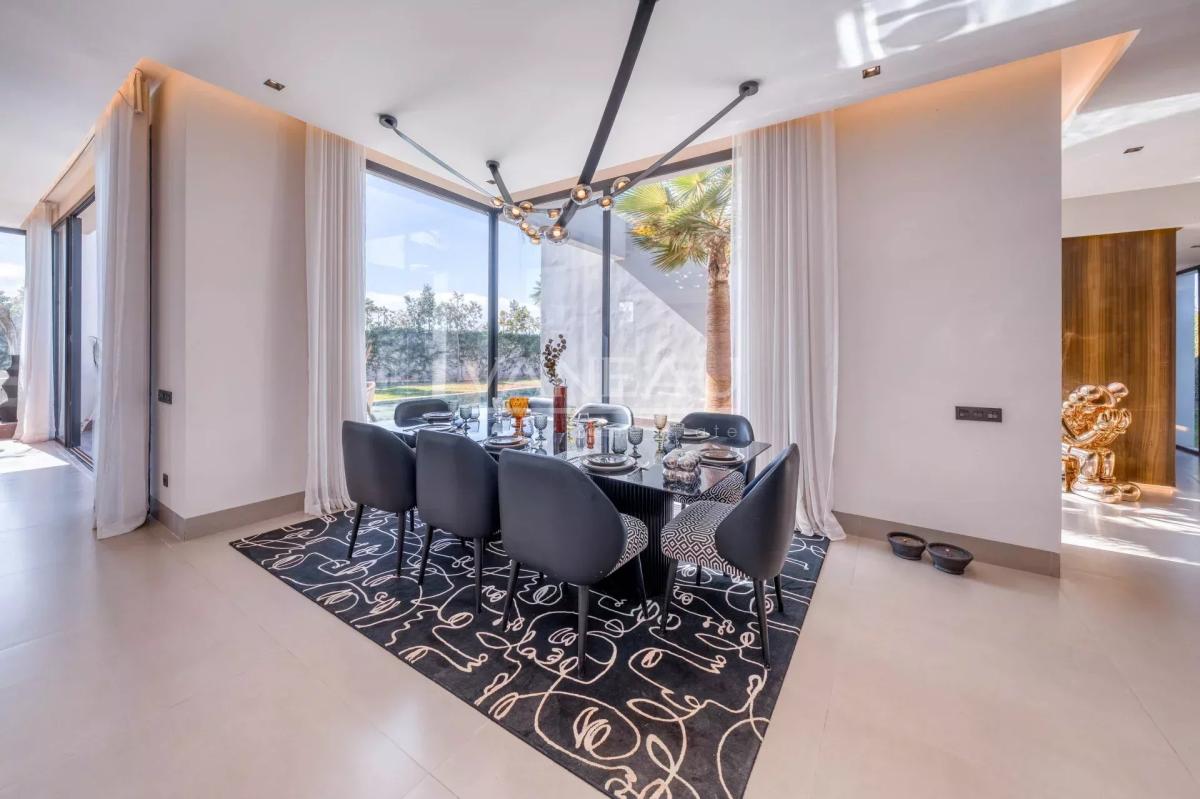 VILLA PLAIN-PIED 4 SUITES