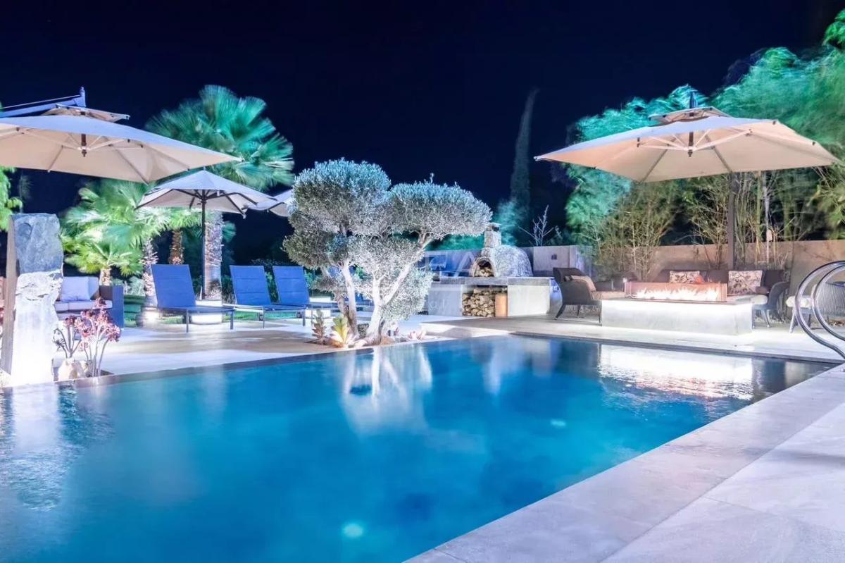 VILLA FRONT DE GOLF 5 SUITES