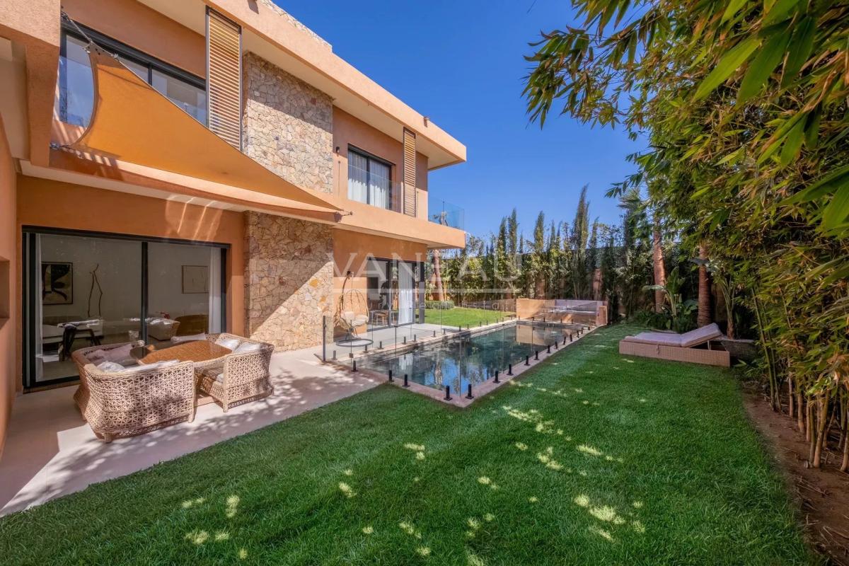 ****Villa moderne avec piscine dans residence****