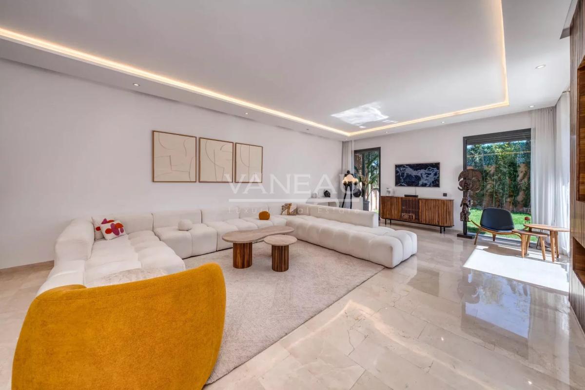 ****Villa moderne avec piscine dans residence****