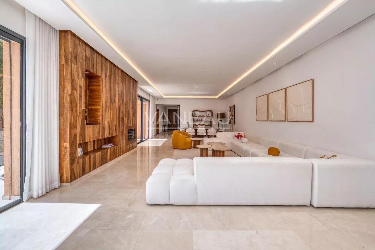 ****Villa moderne avec piscine dans residence****