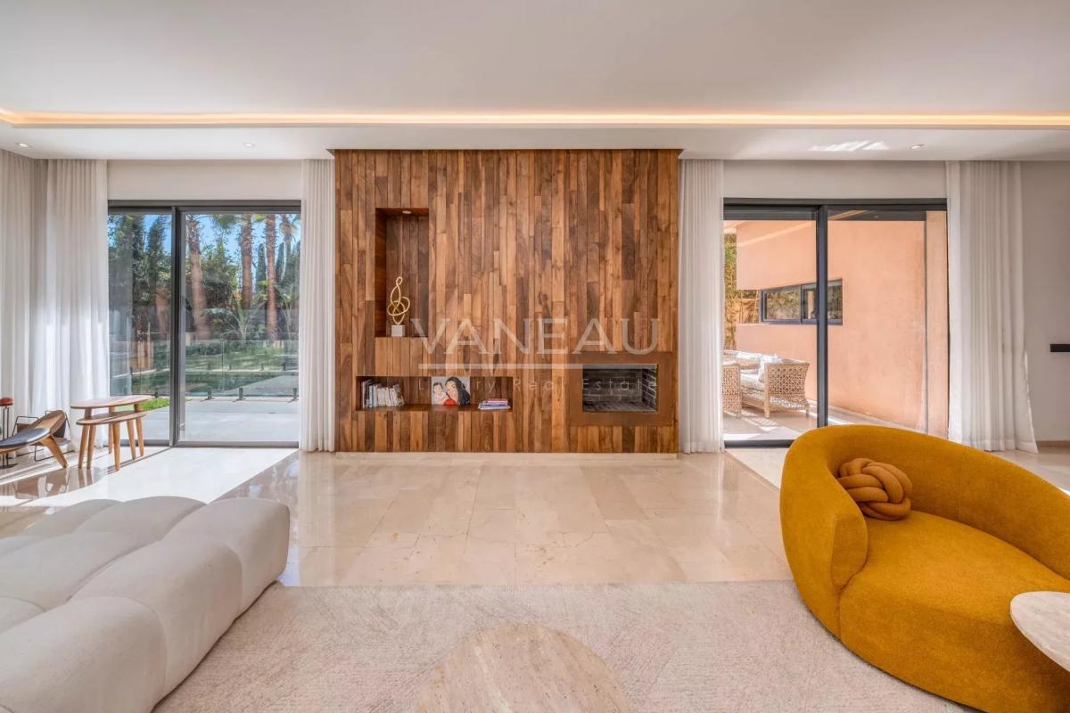 ****Villa moderne avec piscine dans residence****