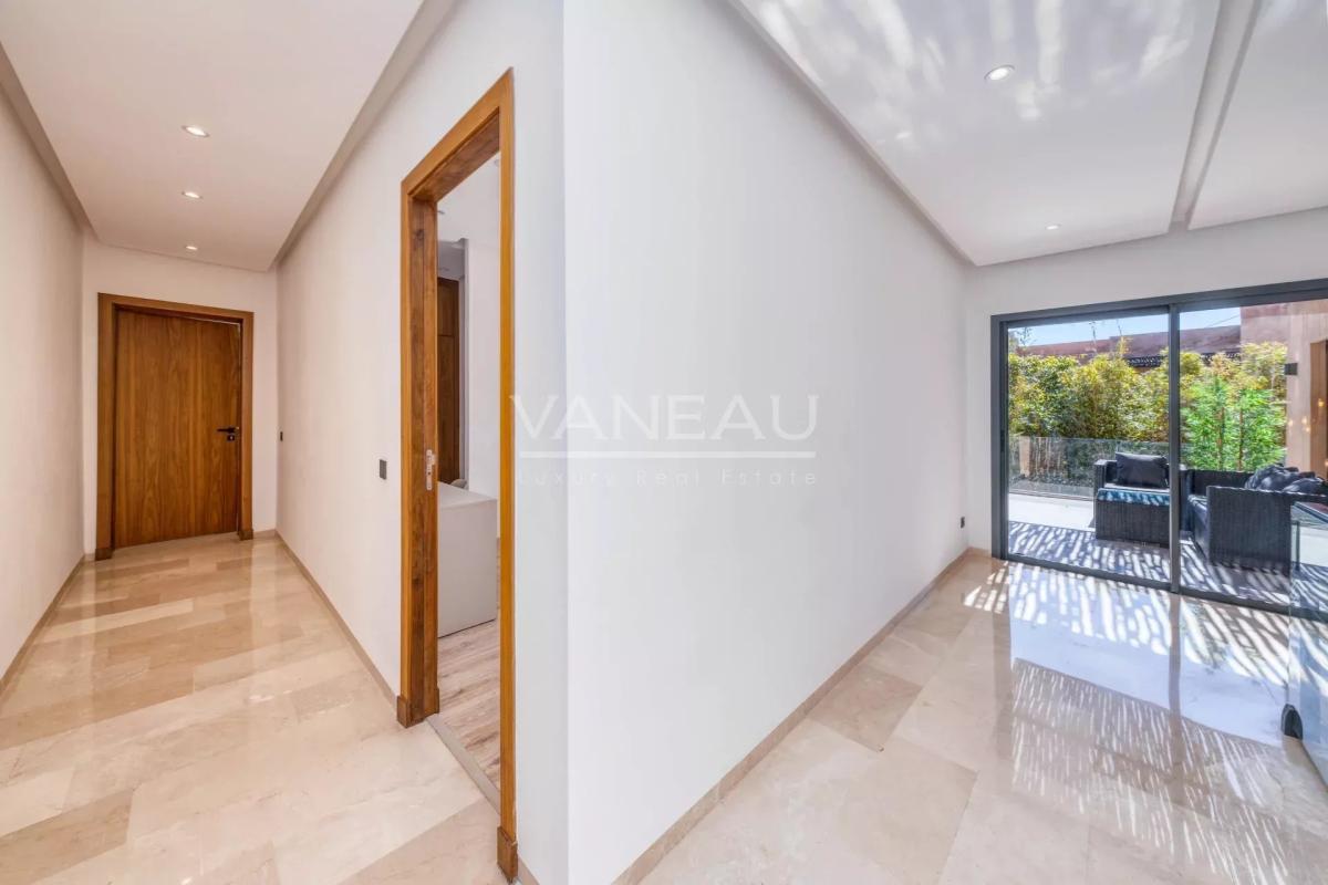 ****Villa moderne avec piscine dans residence****