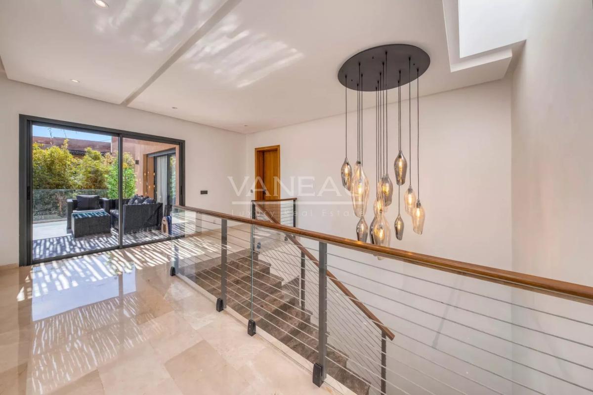 ****Villa moderne avec piscine dans residence****
