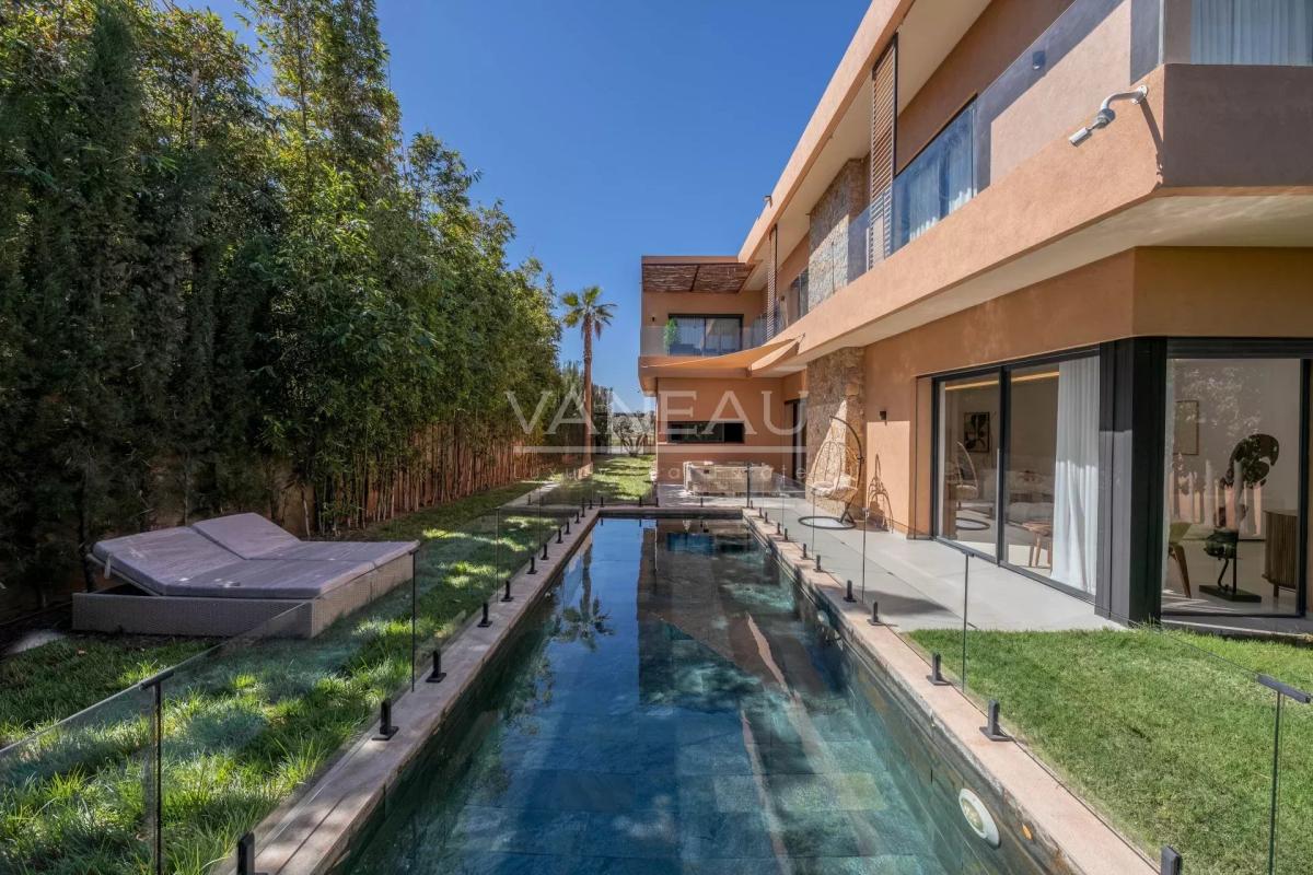 ****Villa moderne avec piscine dans residence****