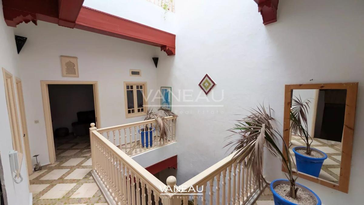 RIAD VUE SUR LE PORT ET L’OCÉAN – EXCLUSIVITÉ VANEAU