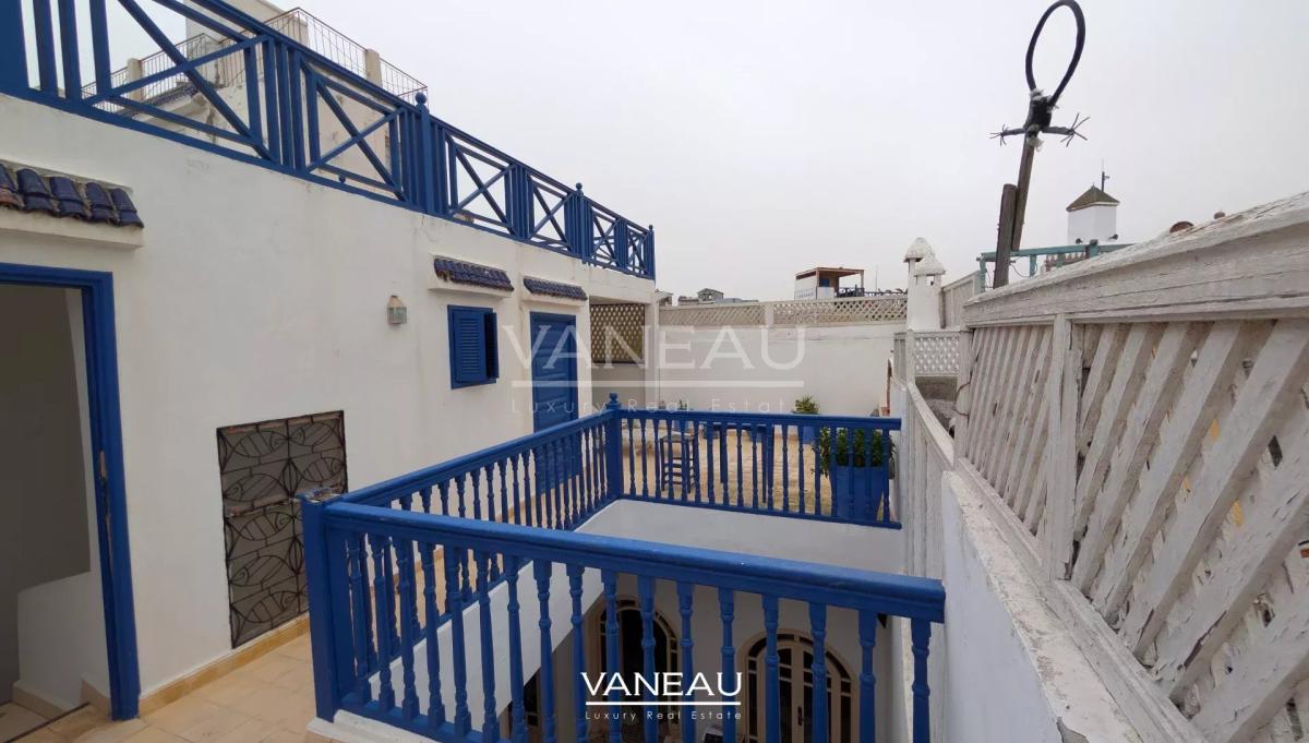 RIAD VUE SUR LE PORT ET L’OCÉAN – EXCLUSIVITÉ VANEAU