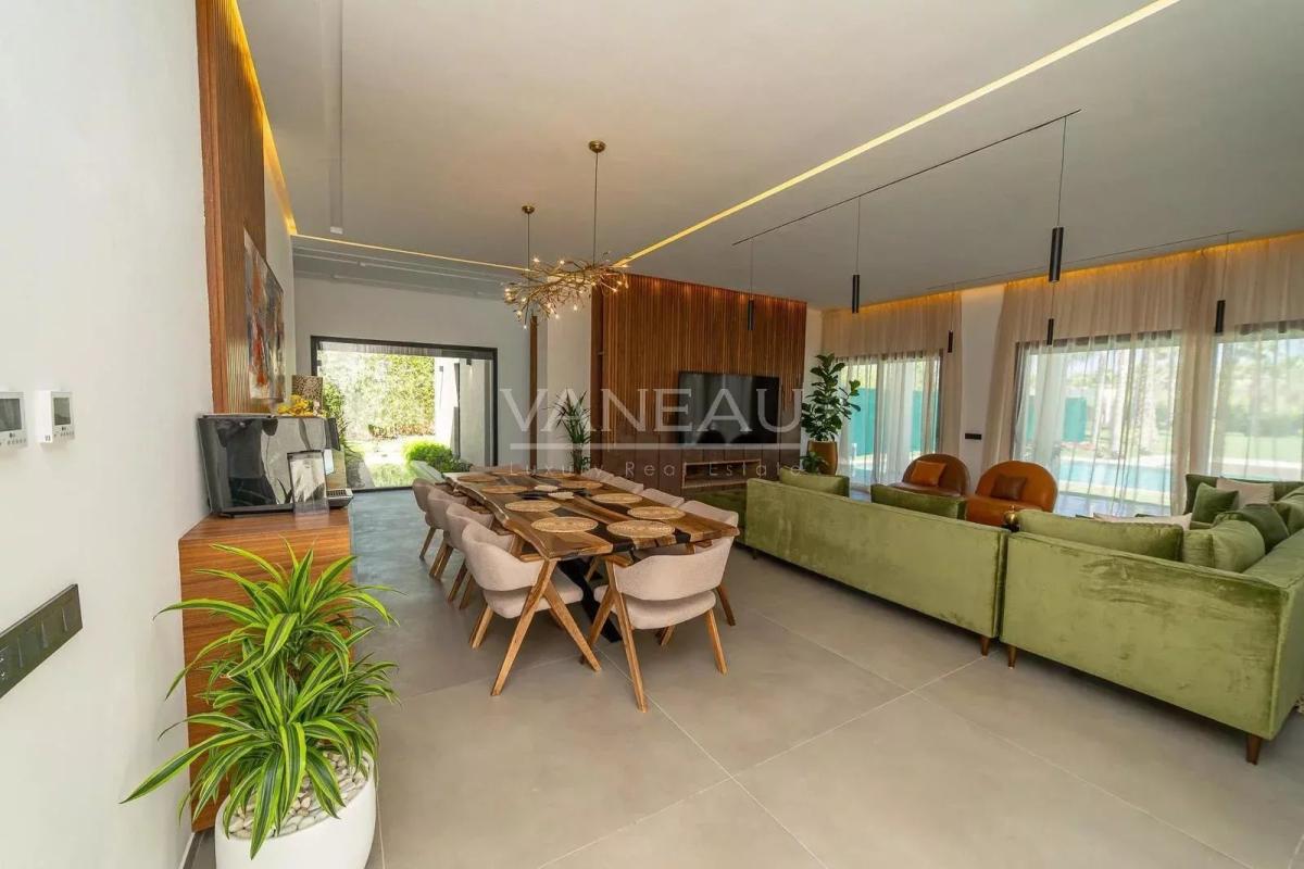 Grande villa 8 chambres route de Ourzazate