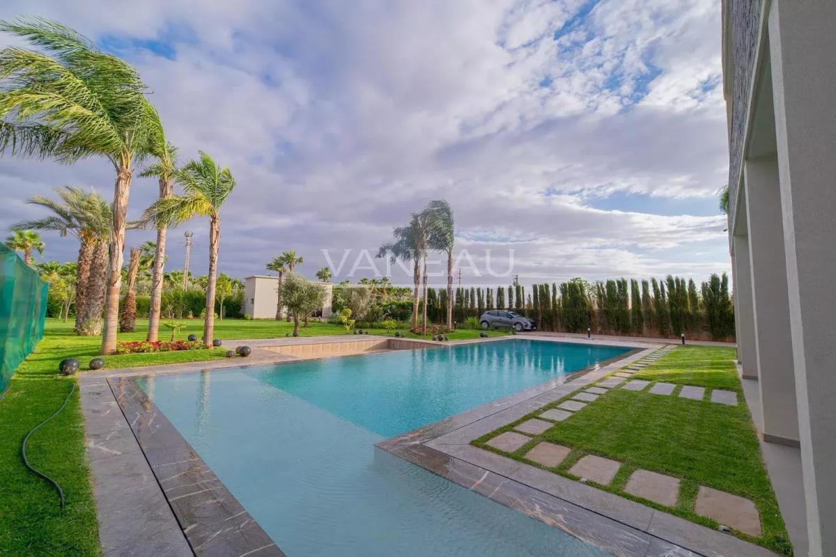 Grande villa 8 chambres route de Ourzazate