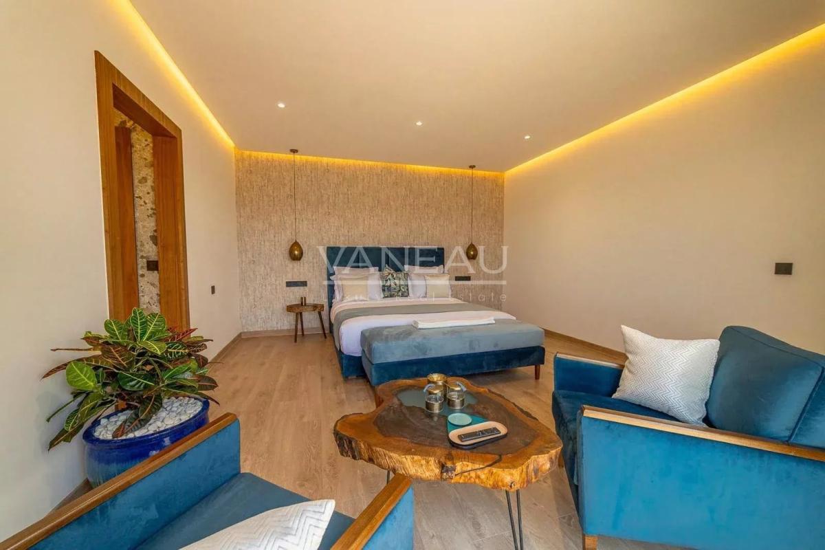 Grande villa 8 chambres route de Ourzazate