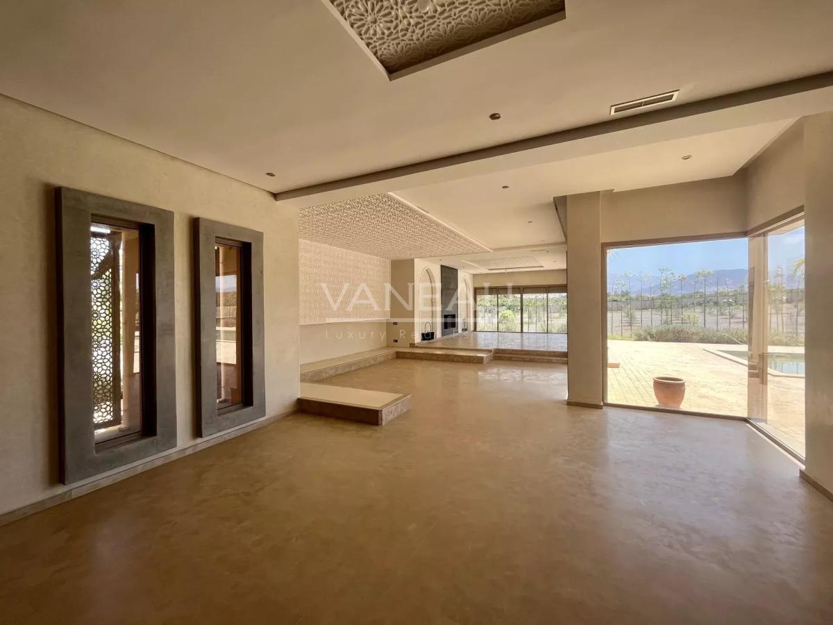 Villa de Plain-Pied sur un Hectare Arboré