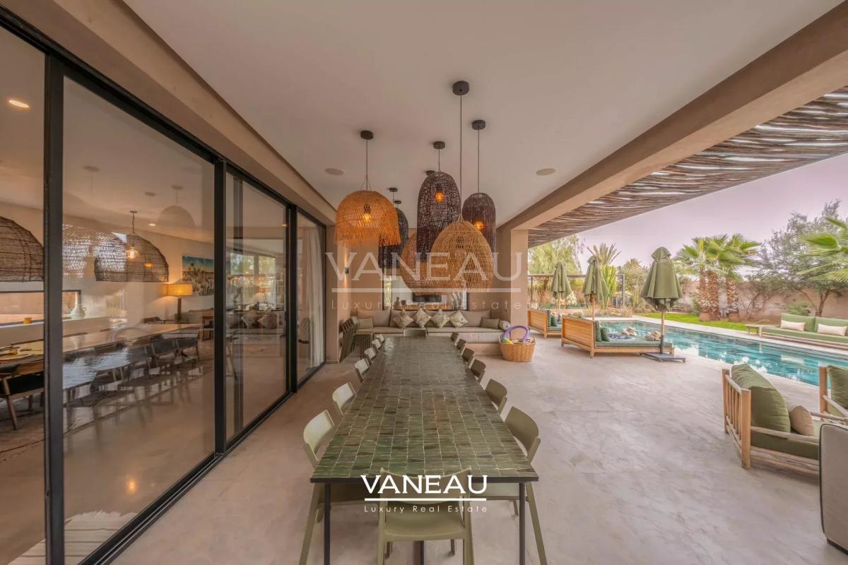 Superbe Villa Front de Golf Amelkis