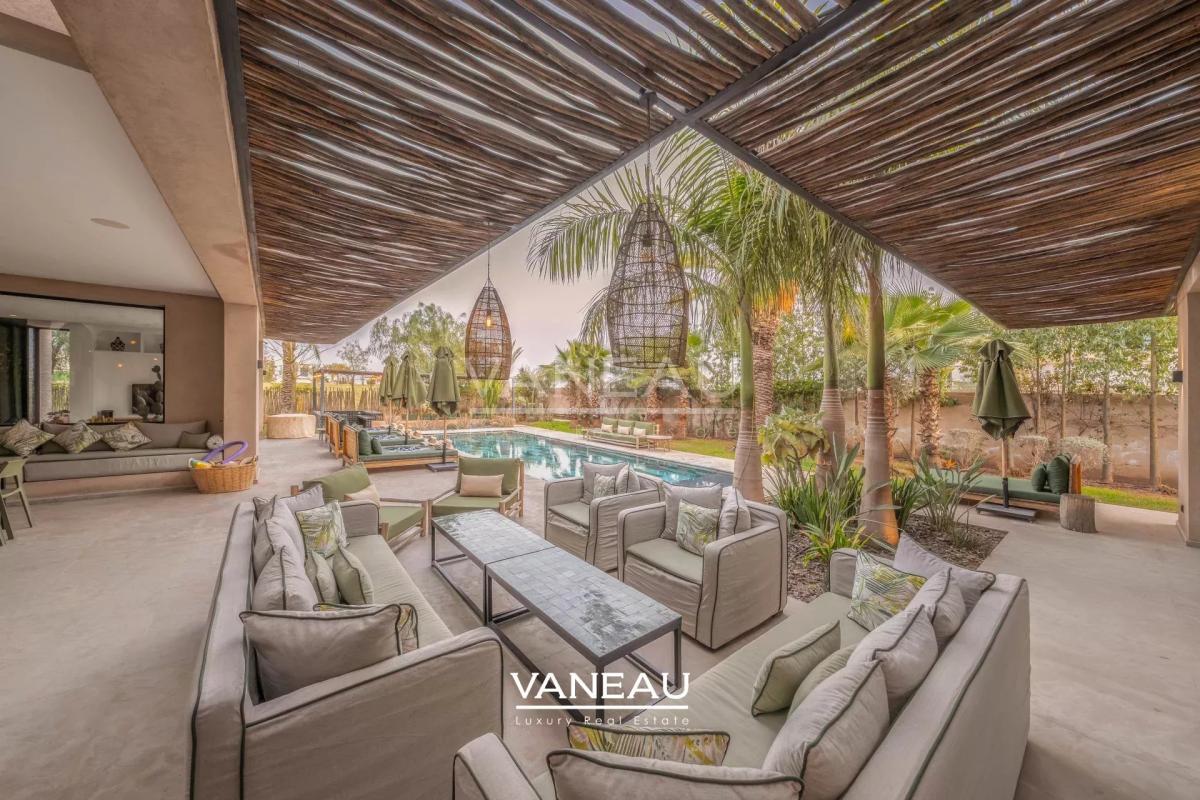 Superbe Villa Front de Golf Amelkis