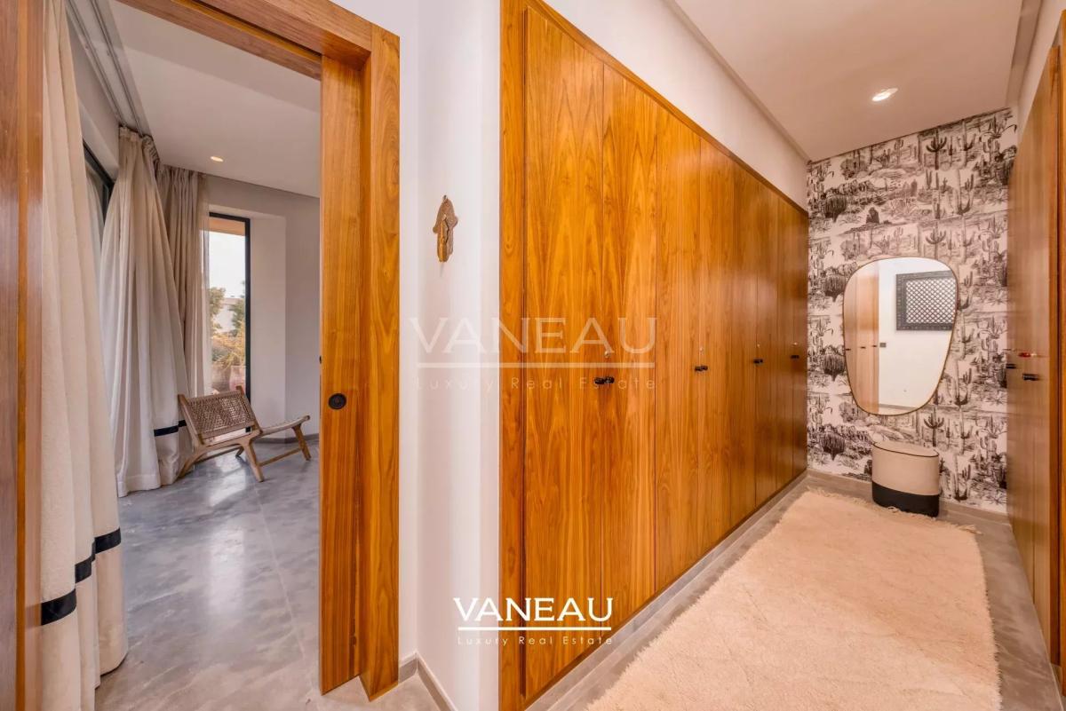 Superbe Villa Front de Golf Amelkis