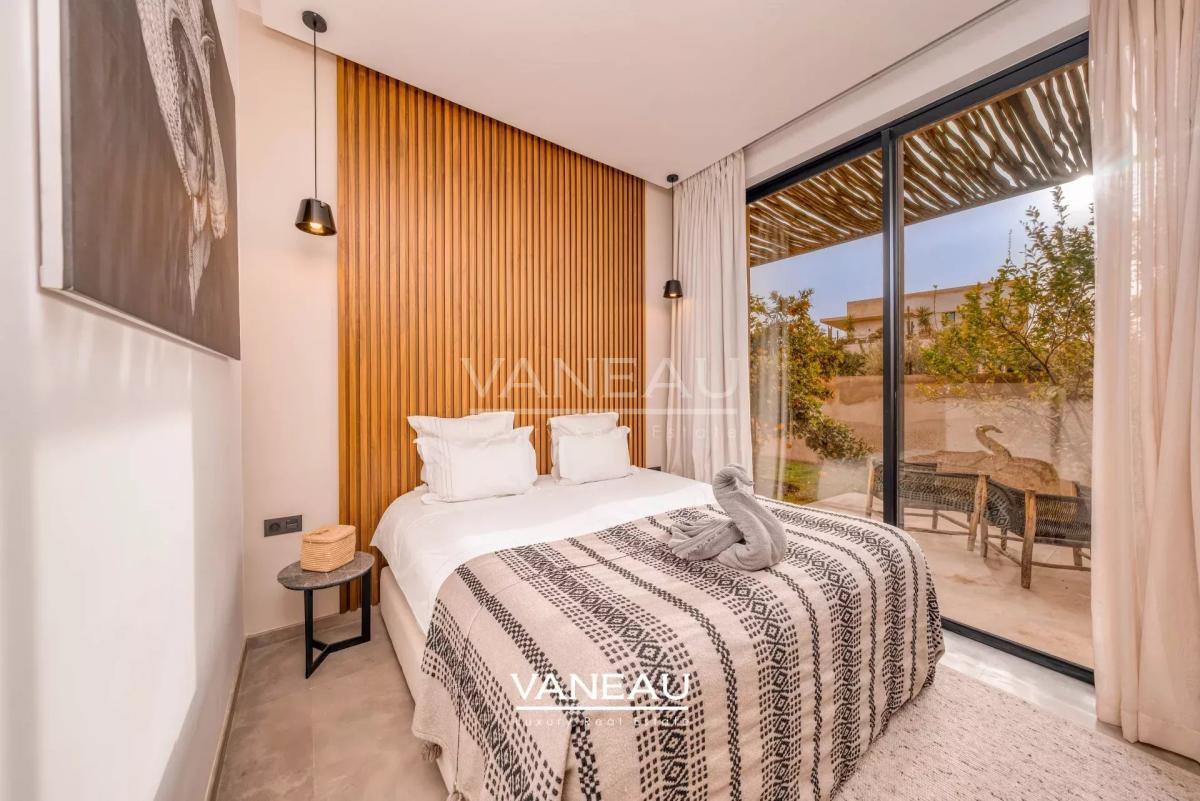 Superbe Villa Front de Golf Amelkis