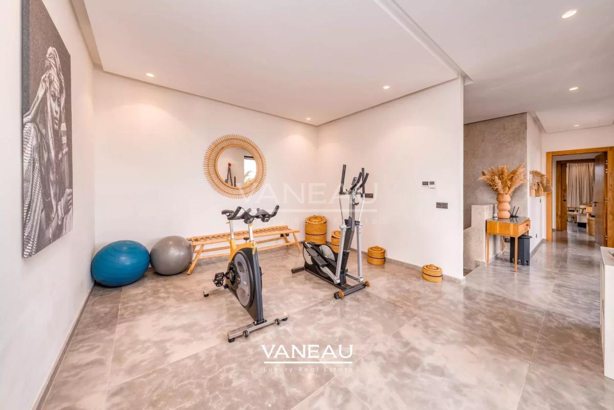 Superbe Villa Front de Golf Amelkis