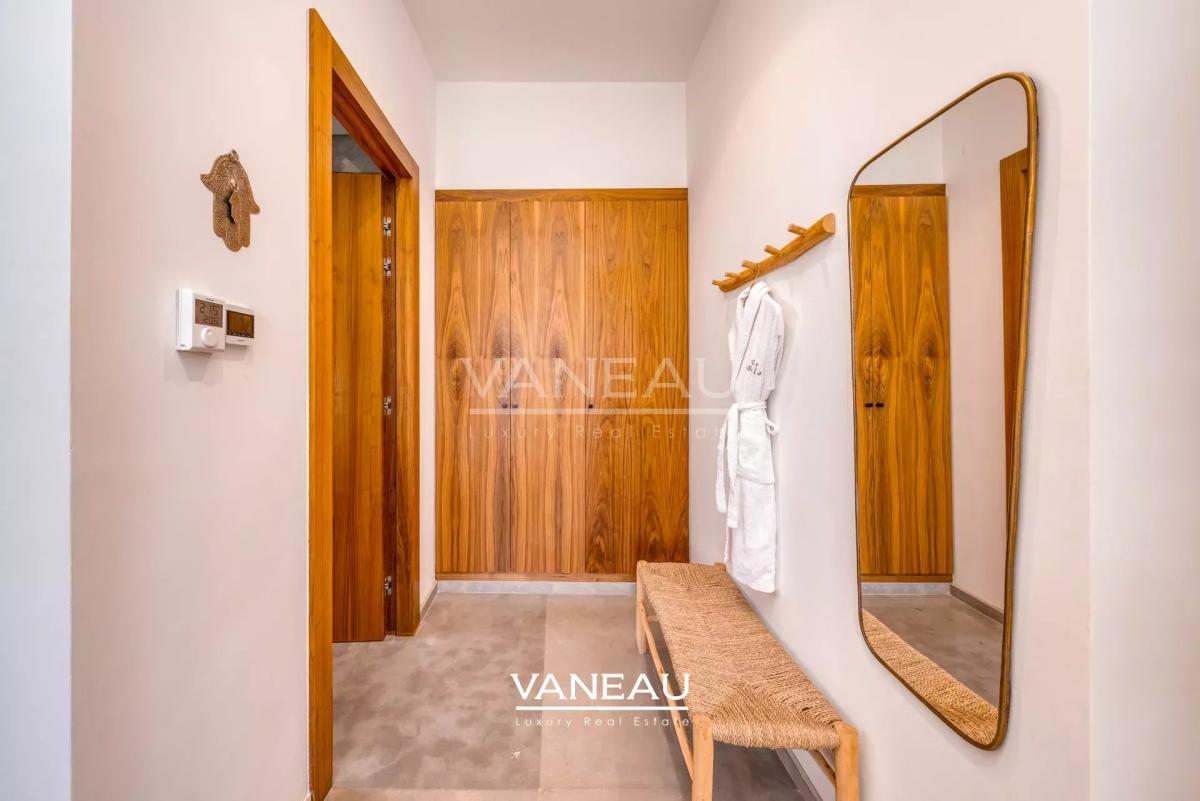 Superbe Villa Front de Golf Amelkis