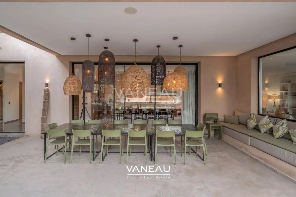 Superbe Villa Front de Golf Amelkis