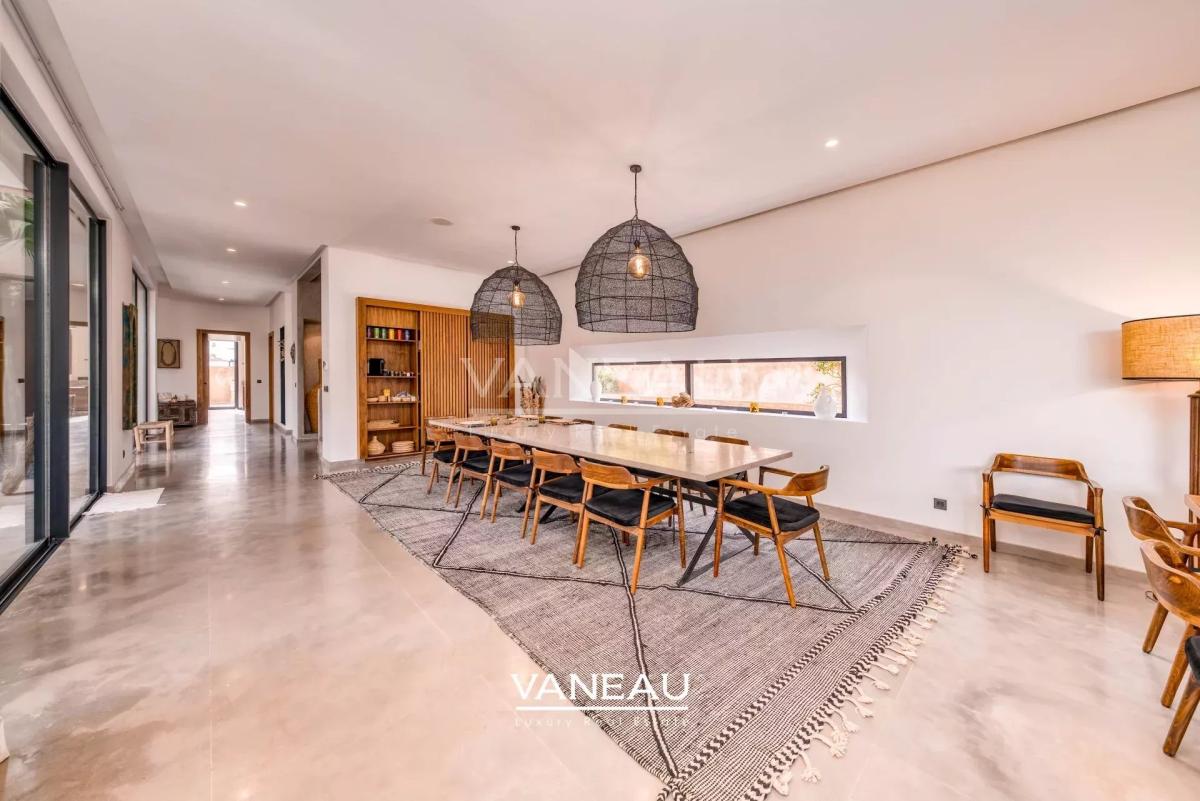 Superbe Villa Front de Golf Amelkis