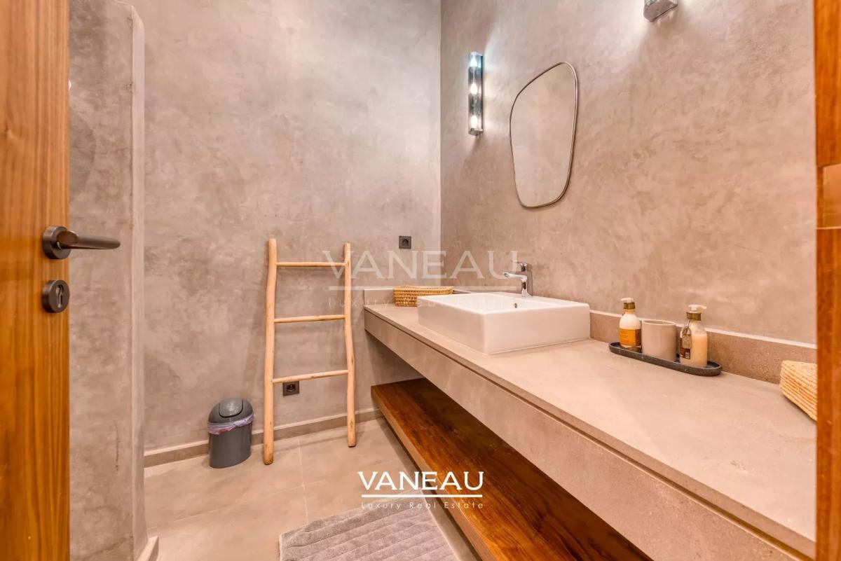 Superbe Villa Front de Golf Amelkis