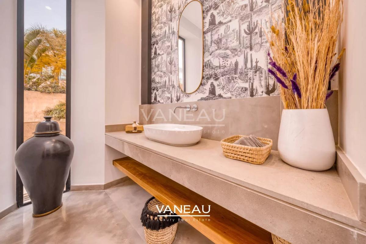 Superbe Villa Front de Golf Amelkis