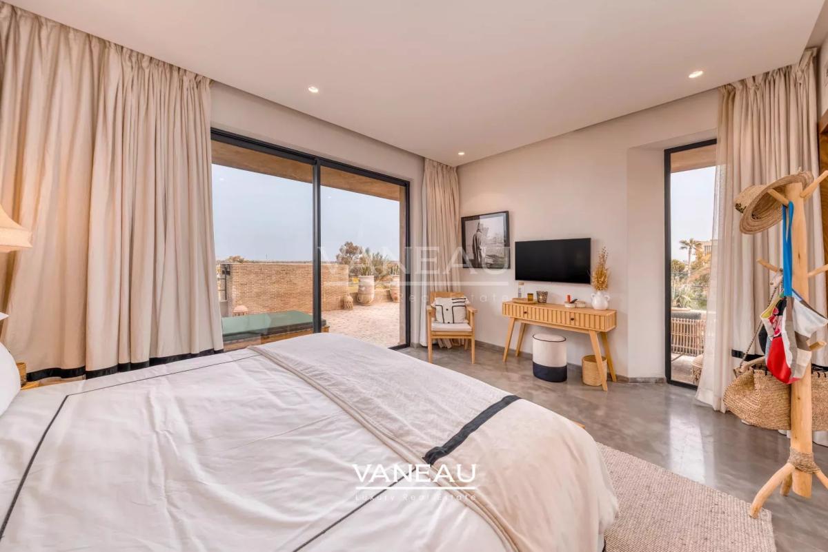 Superbe Villa Front de Golf Amelkis