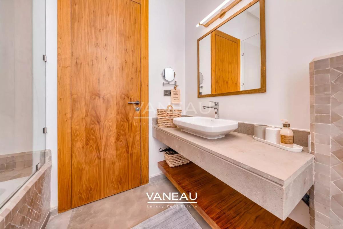 Superbe Villa Front de Golf Amelkis