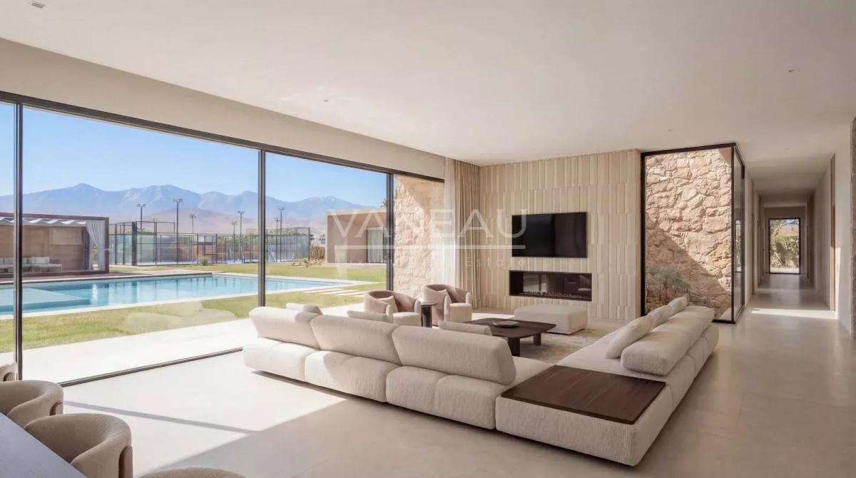 ***Villa sur plan Route D'Amismiz de Marrakech***