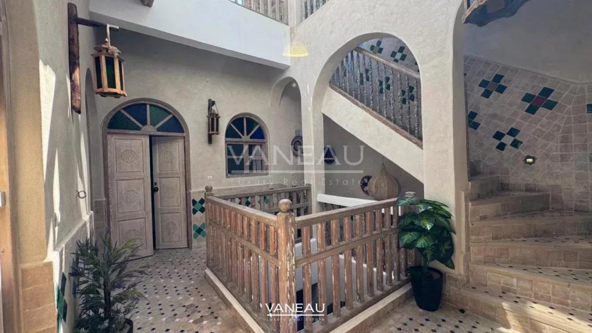 Riad rénové prêt à être exploité à vendre - Emplacement N°1 Médi