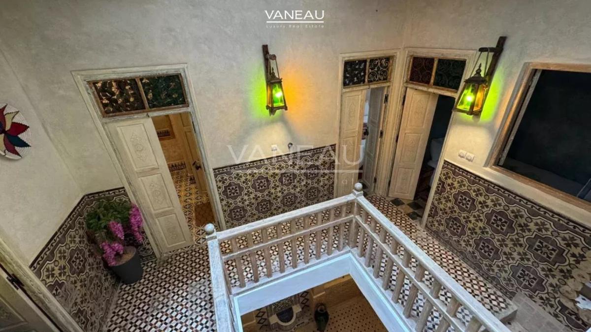 Riad rénové prêt à être exploité à vendre - Emplacement N°1 Médi