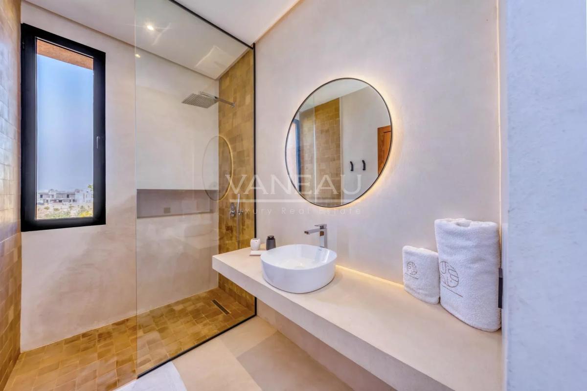 SUPERBE VILLA NEUVE 4 SUITES