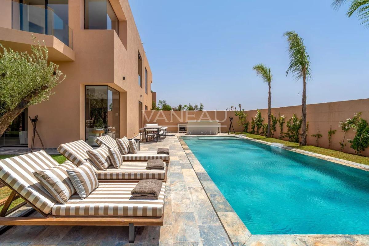 SUPERBE VILLA NEUVE 4 SUITES