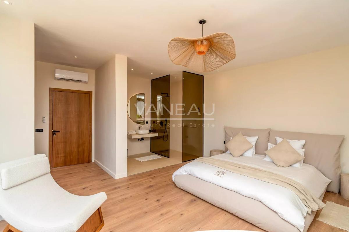 SUPERBE VILLA NEUVE 4 SUITES