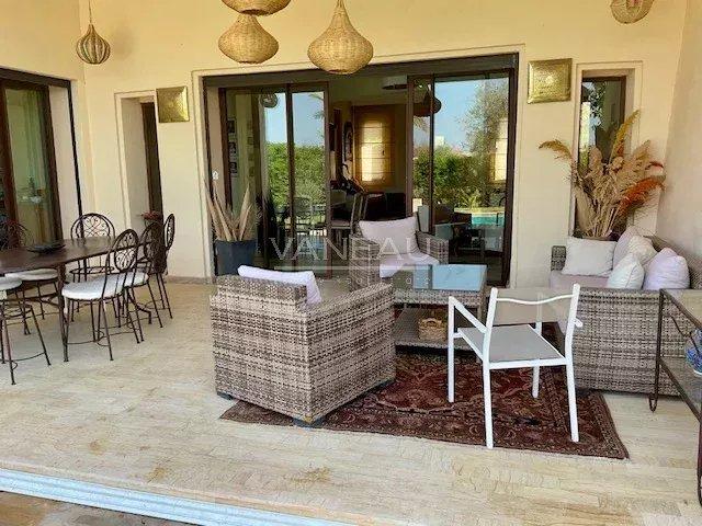 Charmante villa trois chambres route de Fés