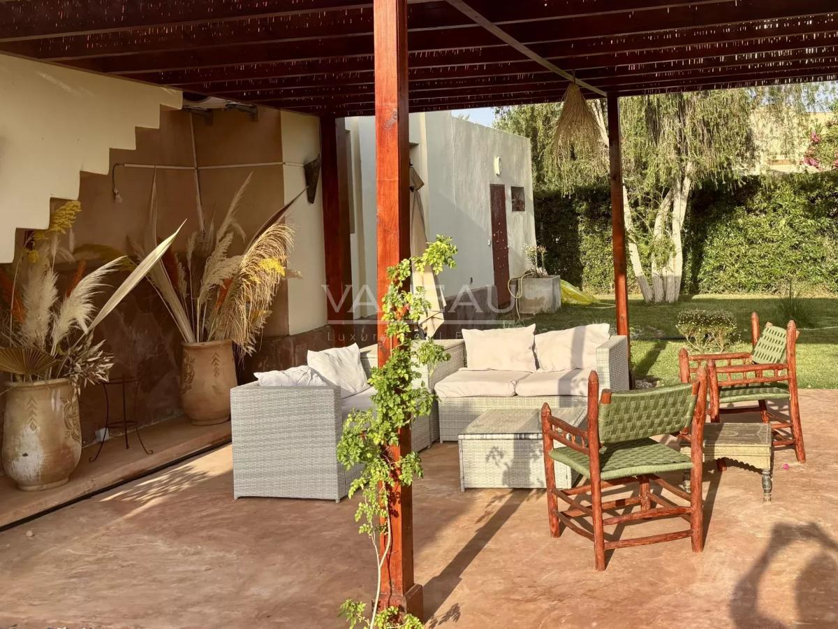 Charmante villa trois chambres route de Fés