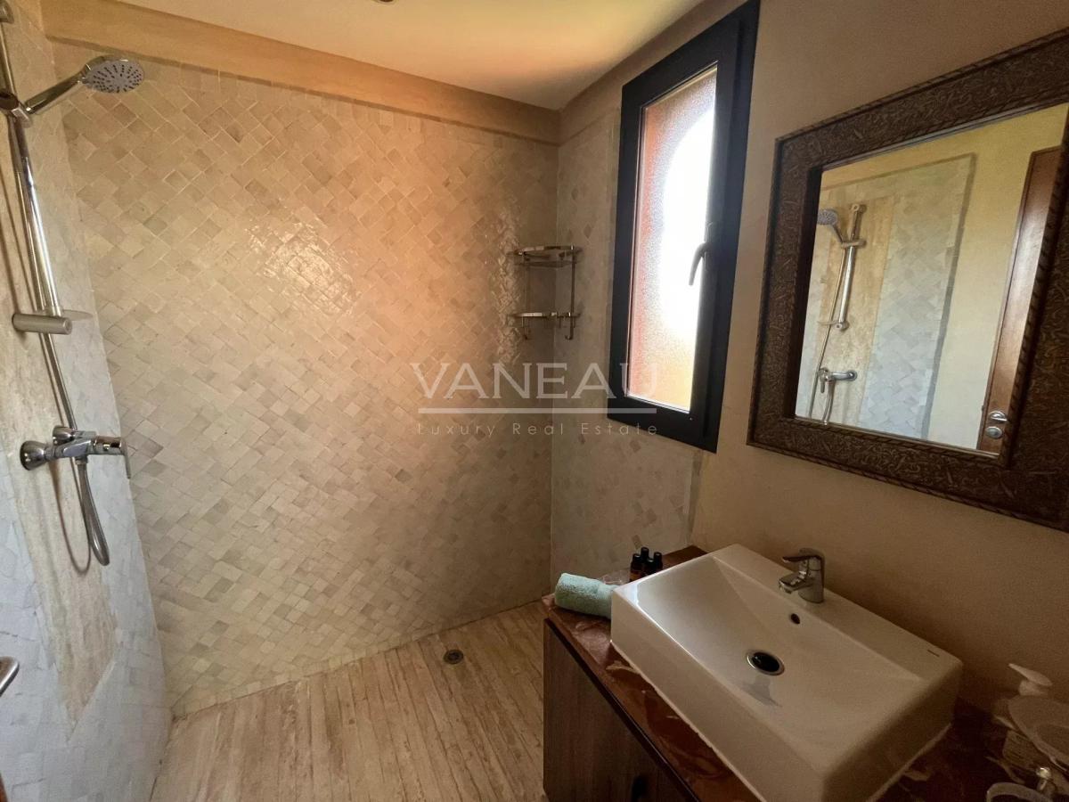 Villa  km 6 route de Fés