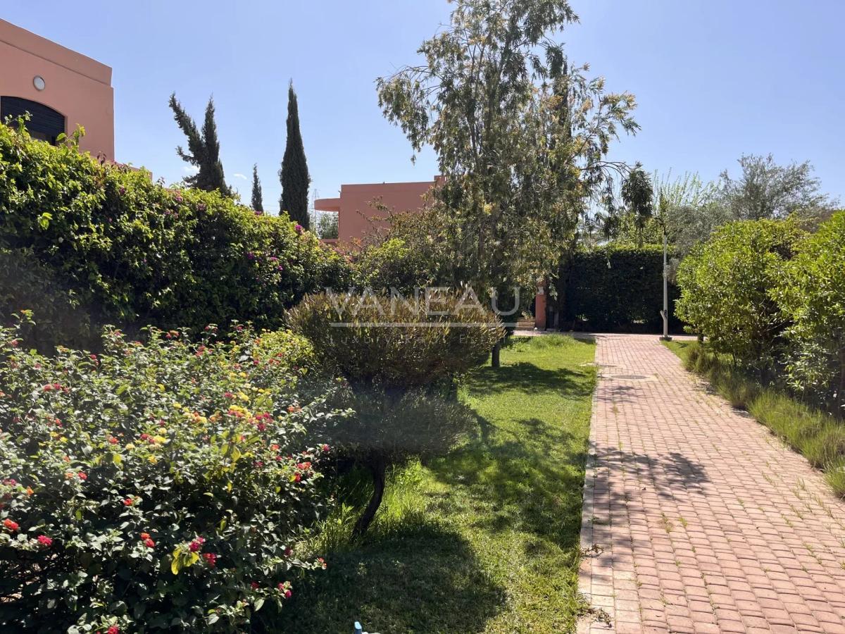 Villa  km 6 route de Fés