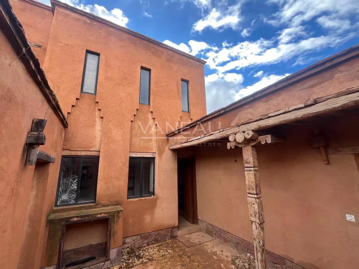 ***Maison VNA sur 6700m² de terrain Rte de l'Ourika***