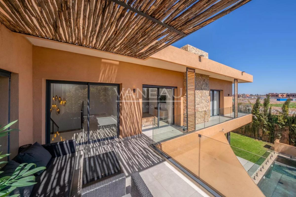 ****Villa moderne avec piscine dans residence****