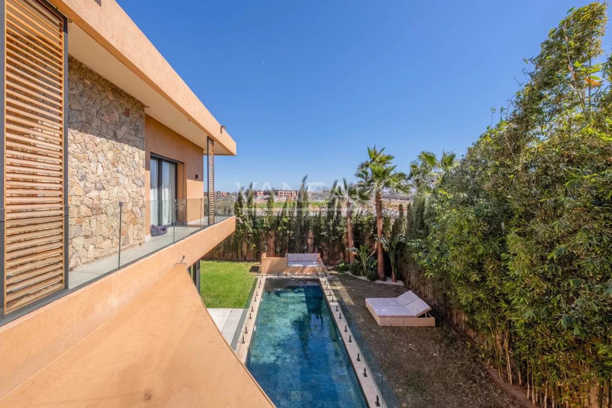 ****Villa moderne avec piscine dans residence****