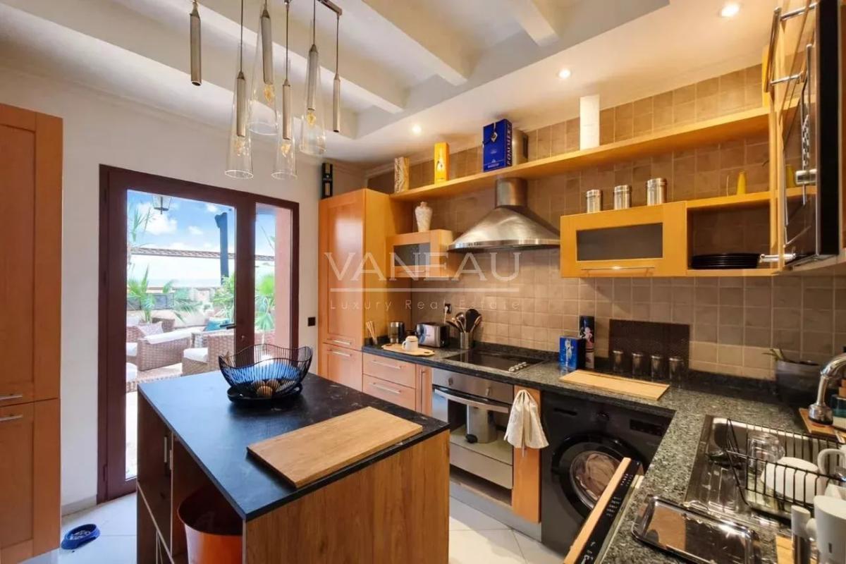 DUPLEZ REZ-DE-CHAUSEE AU COEUR DE GUELIZ