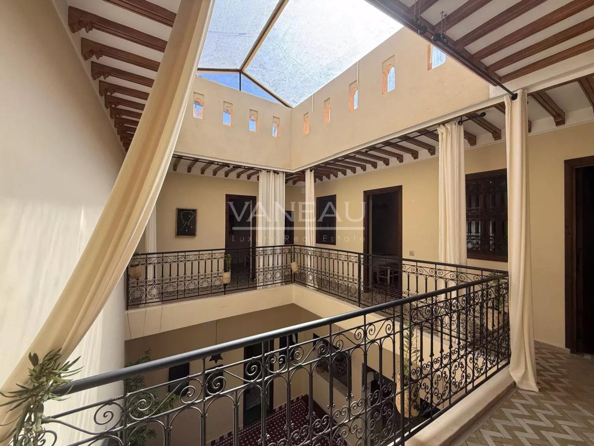 Beau riad de 4 chambres à coté palais El Badi