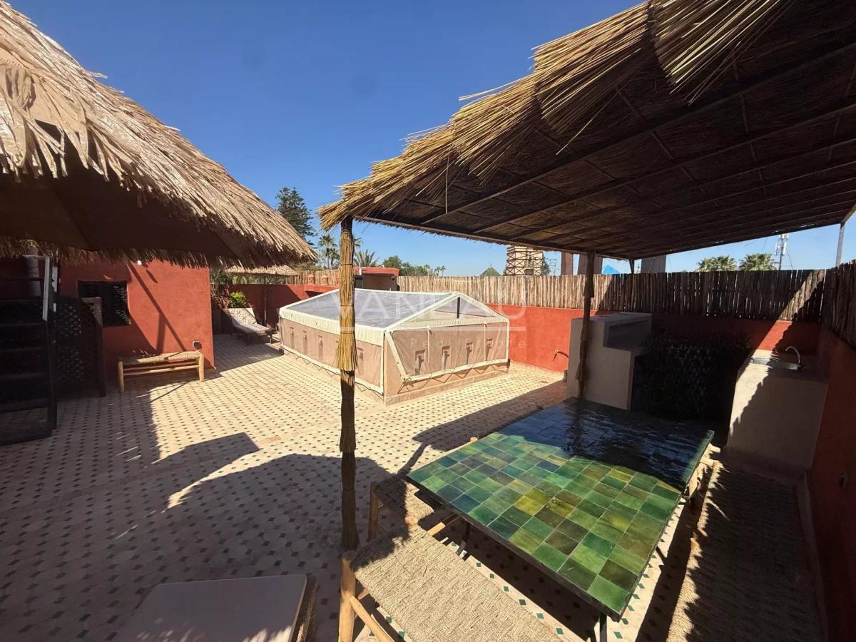 Beau riad de 4 chambres à coté palais El Badi