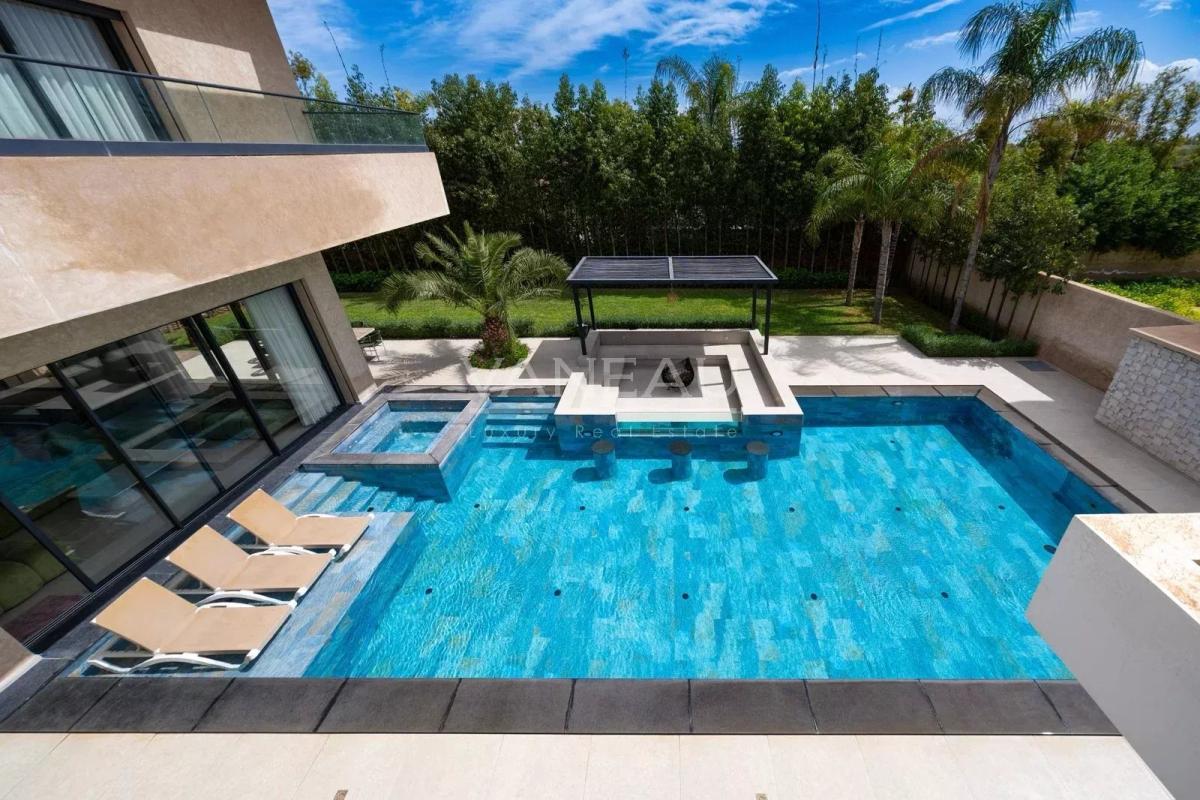 SUPERBE VILLA NEUVE 4 SUITES