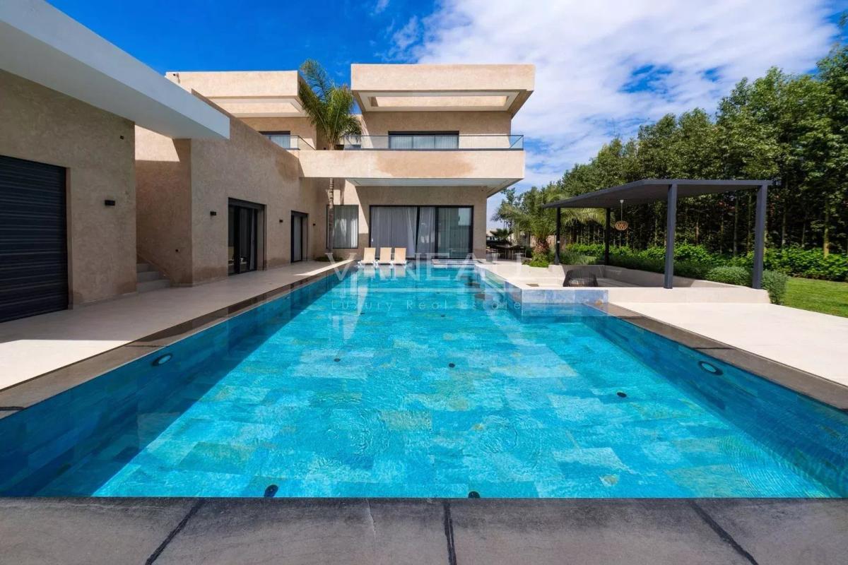 SUPERBE VILLA NEUVE 4 SUITES