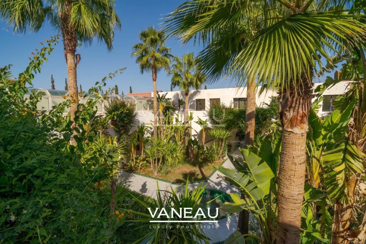 SUPERBE PROPRIÉTÉ À VENDRE AU COEUR D'UN GOLF DE PRÉSTIGE À MARR