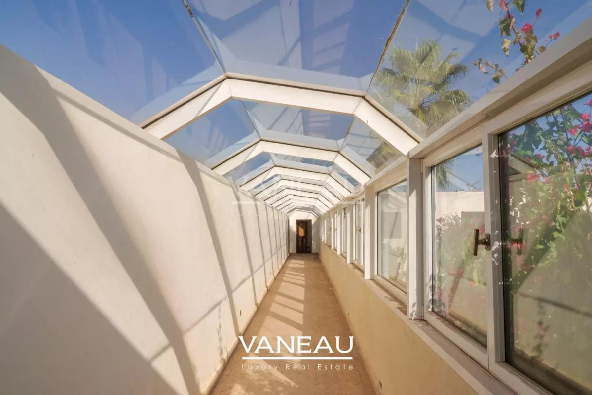 SUPERBE PROPRIÉTÉ À VENDRE AU COEUR D'UN GOLF DE PRÉSTIGE À MARR