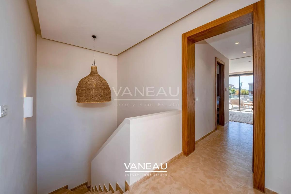 Villa de Luxe avec 6 Suites sur le Golf d'Amelkis