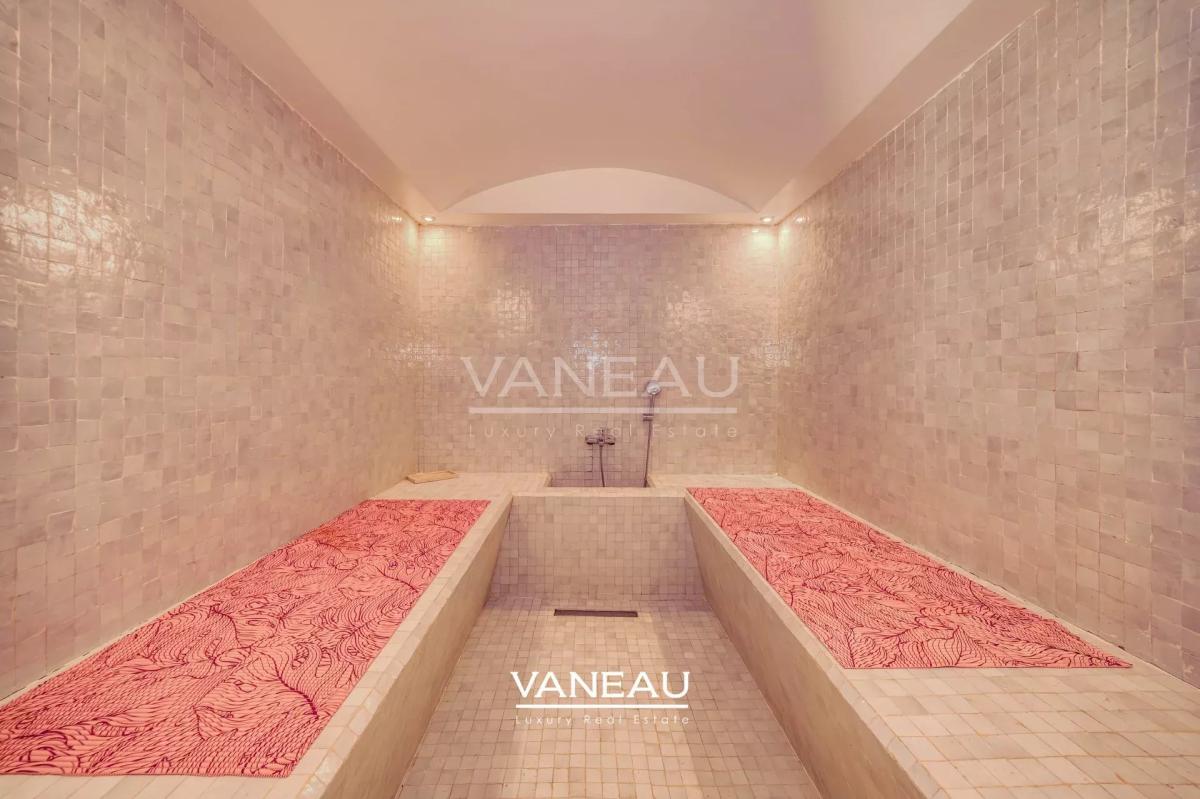 Villa de Luxe avec 6 Suites sur le Golf d'Amelkis